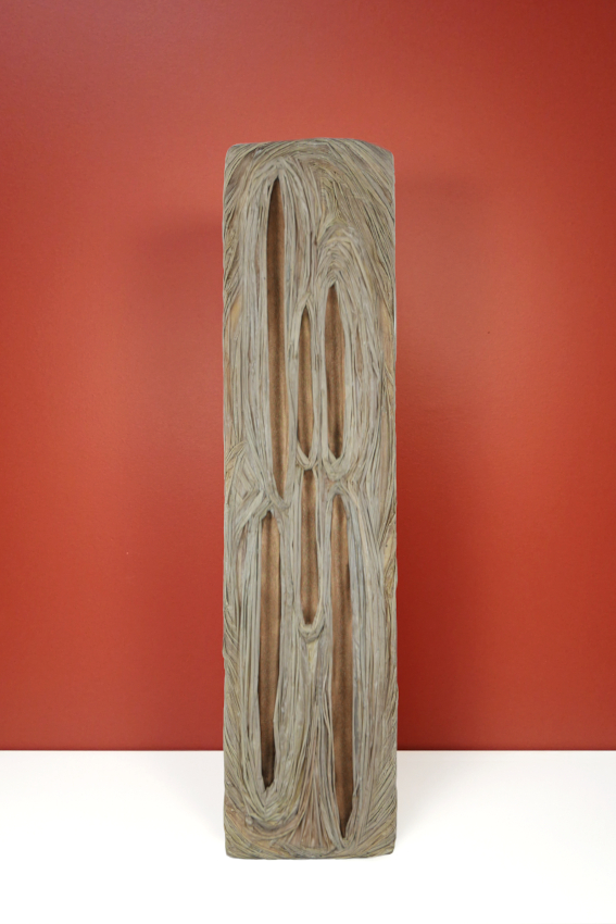 Sculpture cuir et raphia – Image 3